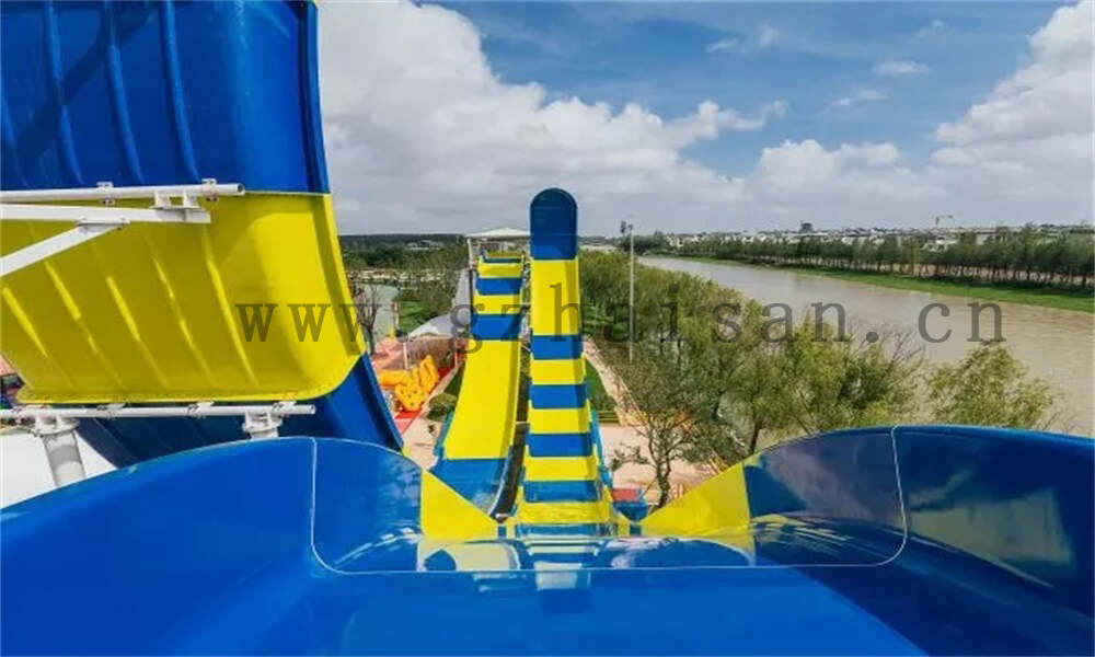 纳客量最多的水上乐园设备