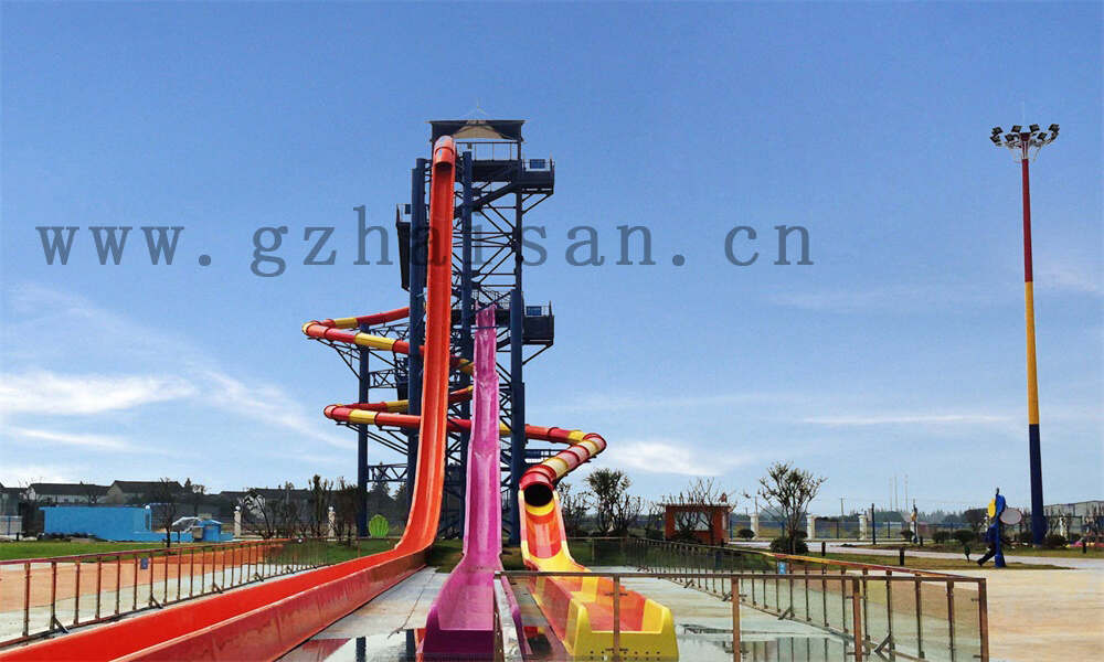 儿童水上乐园设备厂家电话?