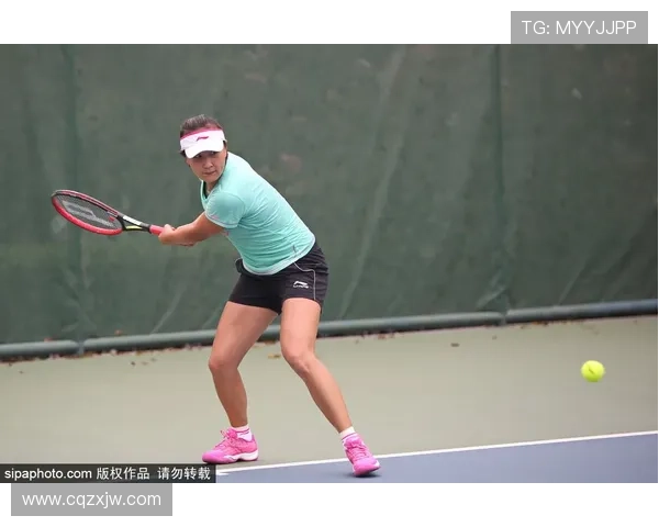 彭帅这阵子画风突变了？网球场下的生活比比赛还精彩啊！